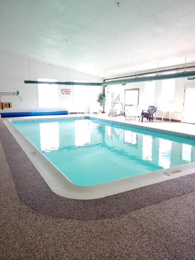 סיינט איגנס Voyager Inn מראה חיצוני תמונה