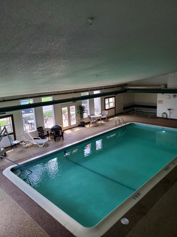 סיינט איגנס Voyager Inn מראה חיצוני תמונה