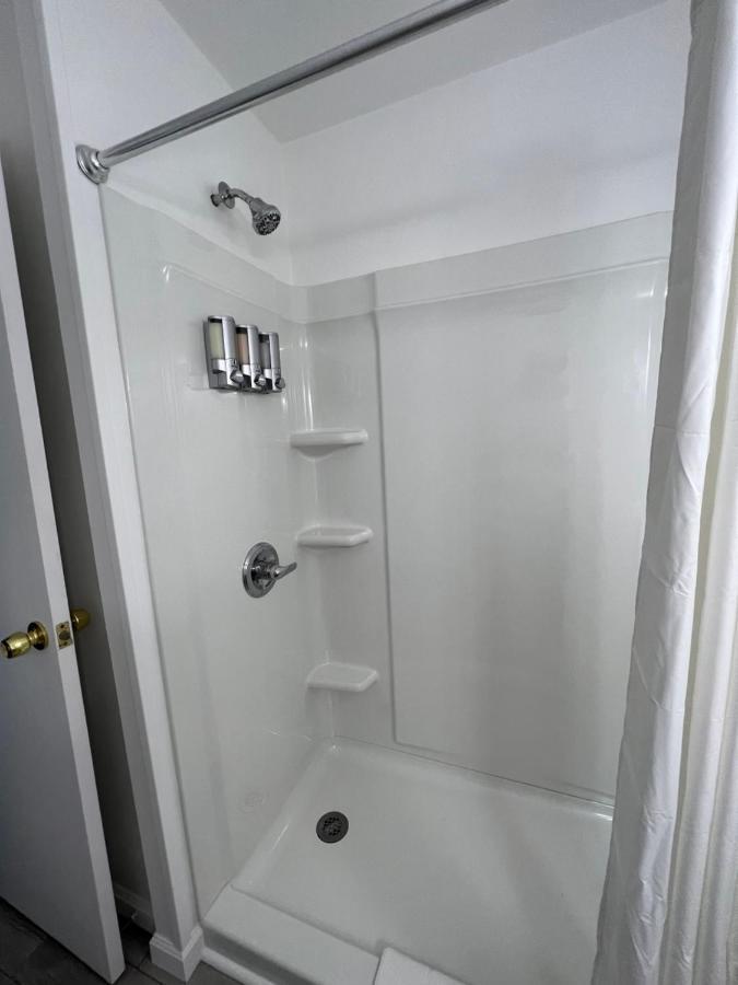 סיינט איגנס Voyager Inn מראה חיצוני תמונה