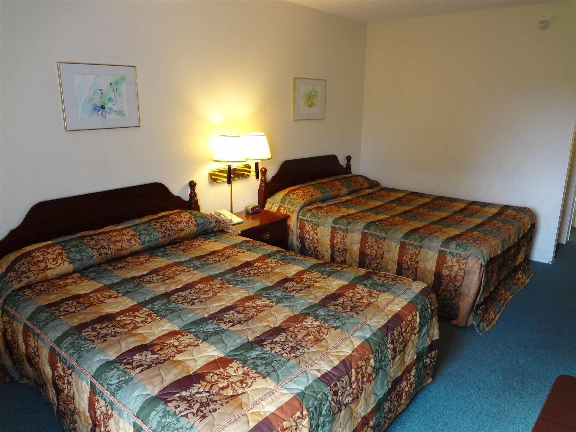 סיינט איגנס Voyager Inn מראה חיצוני תמונה